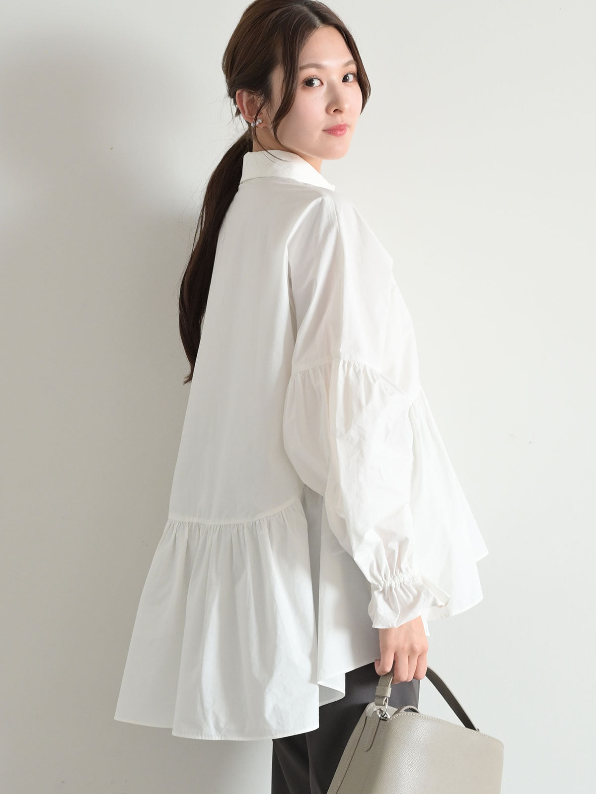 ohga 2025SSのペプラムブラウス ペプラムブラウス – éleonor